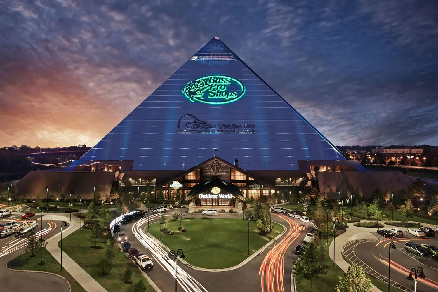 Bass Pro Shops at The Pyramid